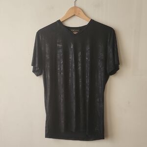 Valiant Black Short Sleeve Tee. Pre-owned In Exelent Condition